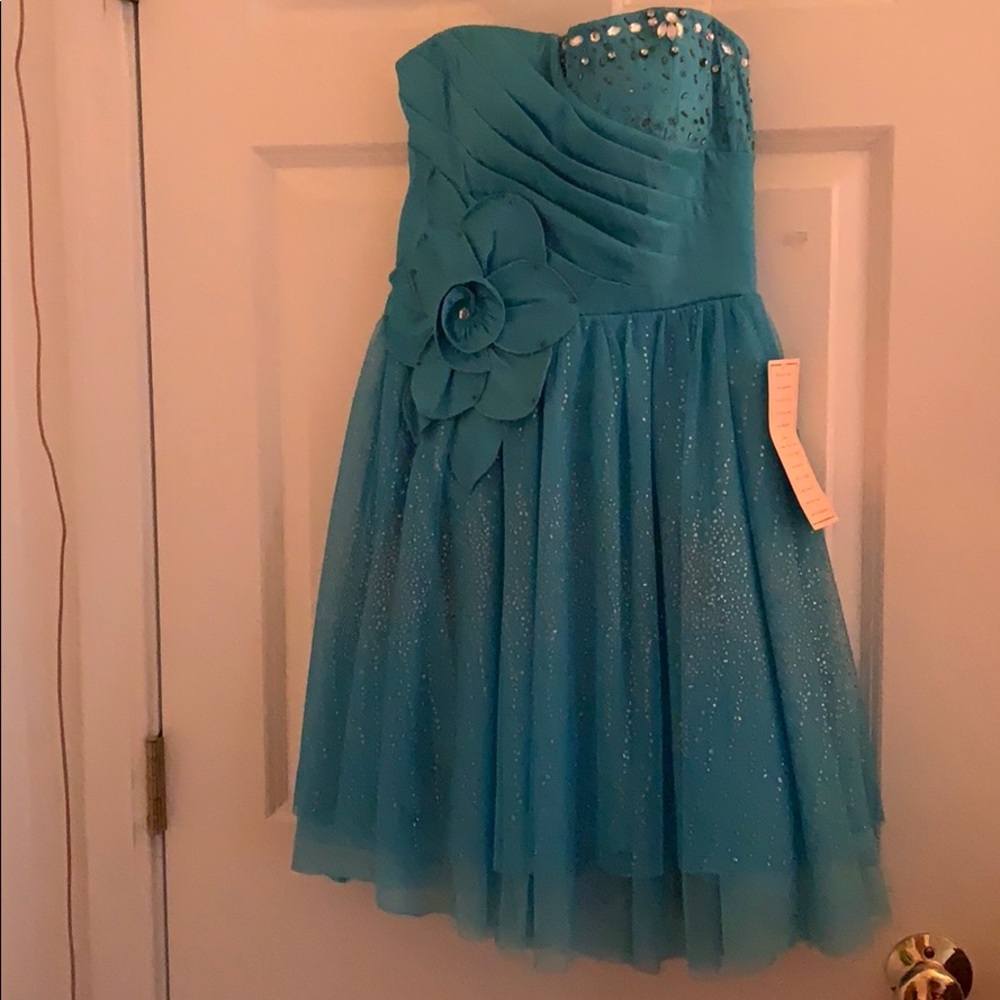 Strapless dress